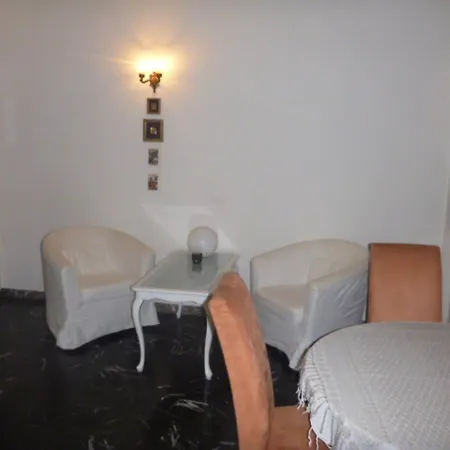 Casa Bianca Grande *