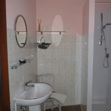 Casa Bianca Grande *