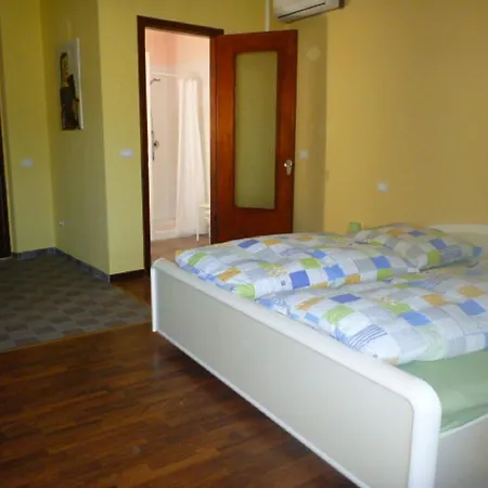 Casa Bianca Grande Apartament Rodi